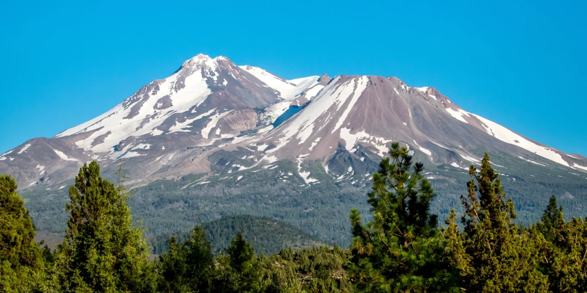 AI-Planned Mount Shasta Expedition Leads to Rescue for Three Hikers, Sparking Widespread Safety Warnings