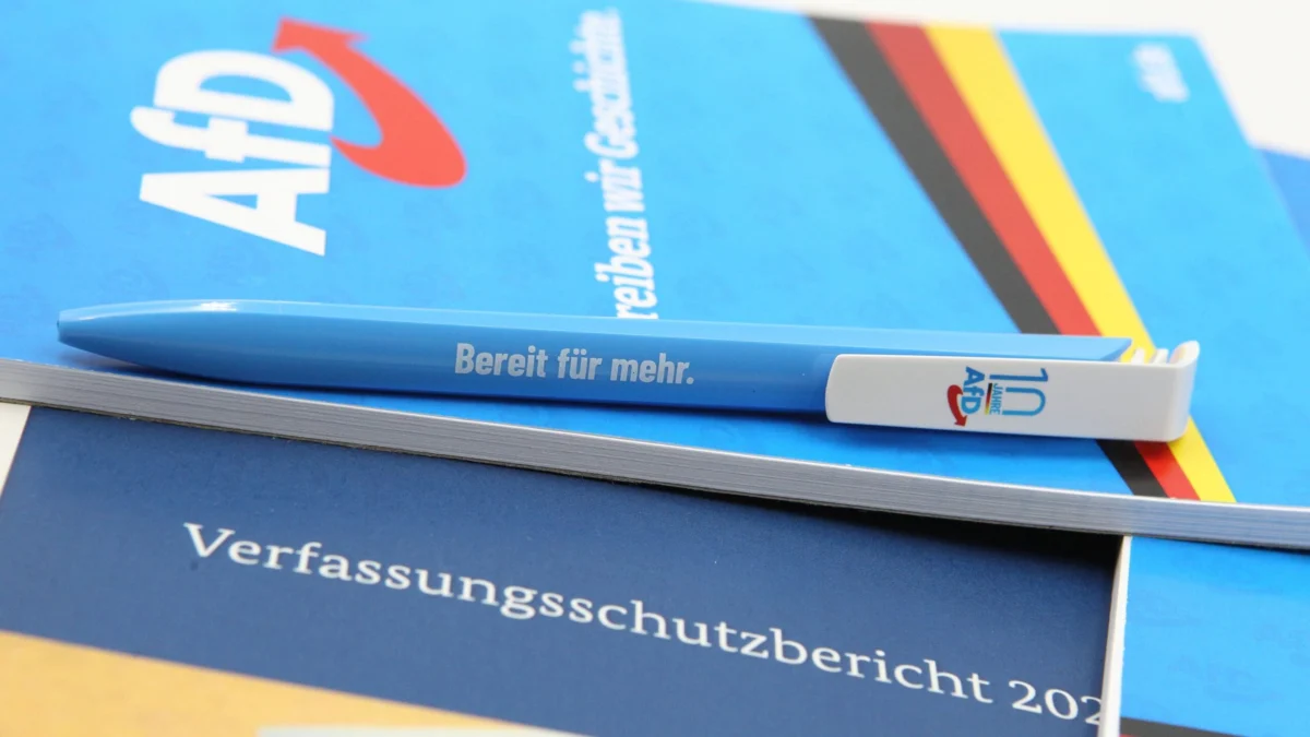 Brandenburg Schools Ban AfD Pens, Sparking Debate on Political Indoctrination