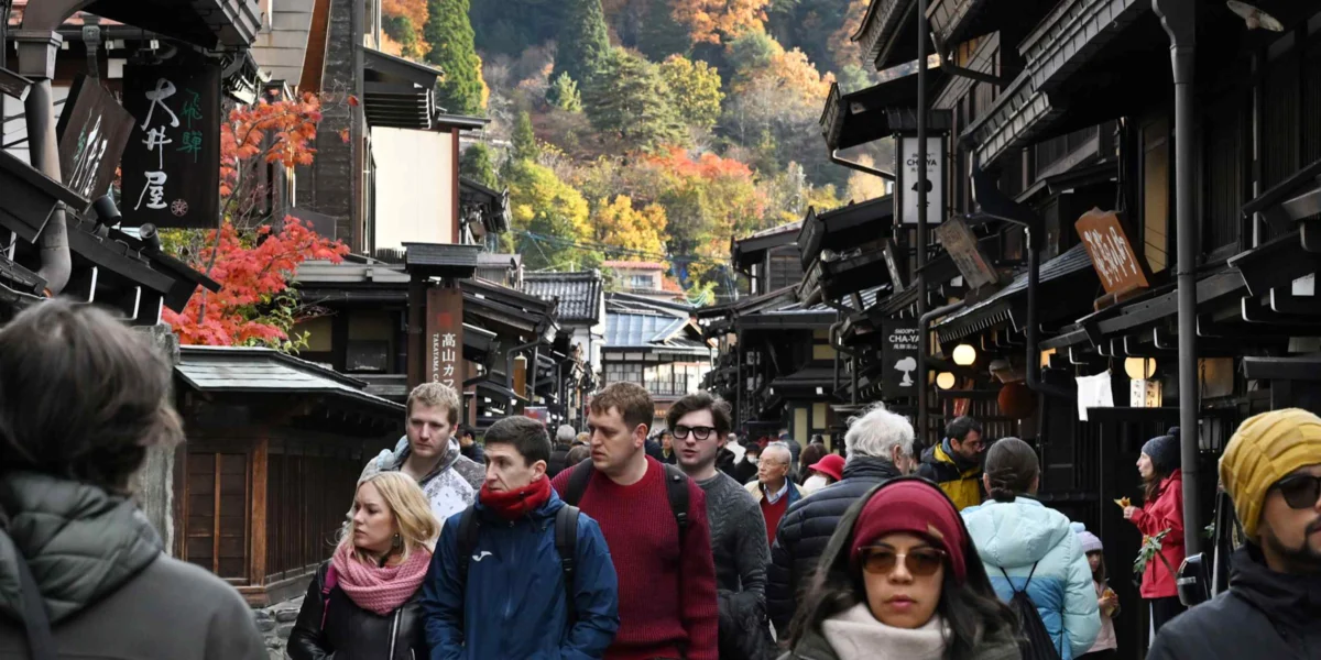 Japan’s Peak Travel Season Shifts as Extreme Heat and Tourist Boom Reshape the Calendar