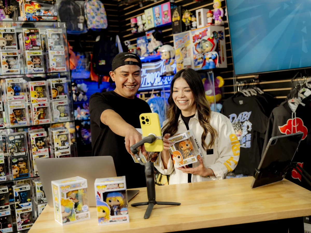 The Live Shopping Revolution: How TikTok and Whatnot Are Reshaping American Retail