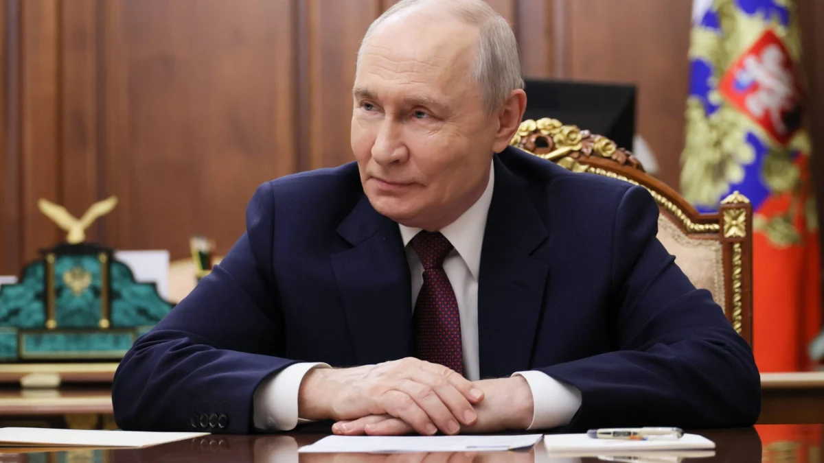 Putin Signals Readiness for Ukraine War Negotiations, Emphasizing Lasting Security Guarantees